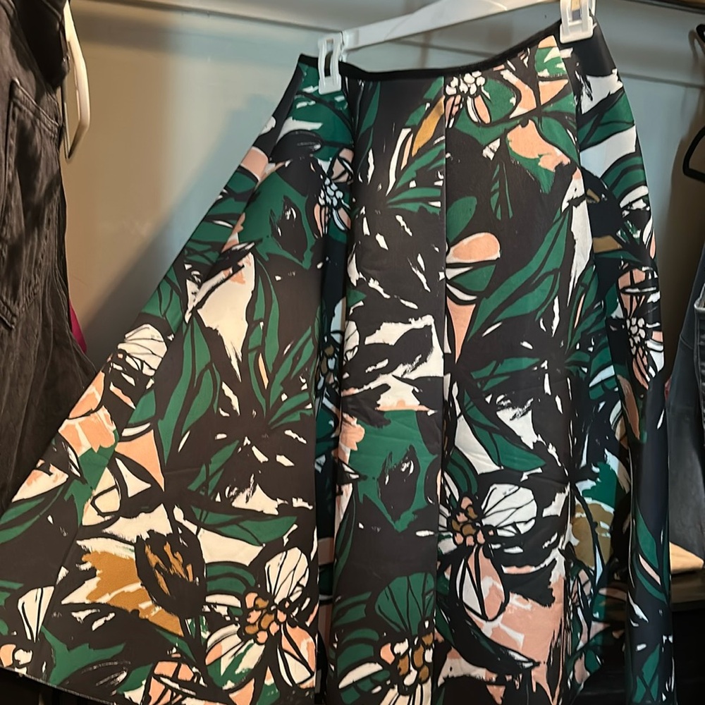 H&M scuba pattern midi skirt size 10